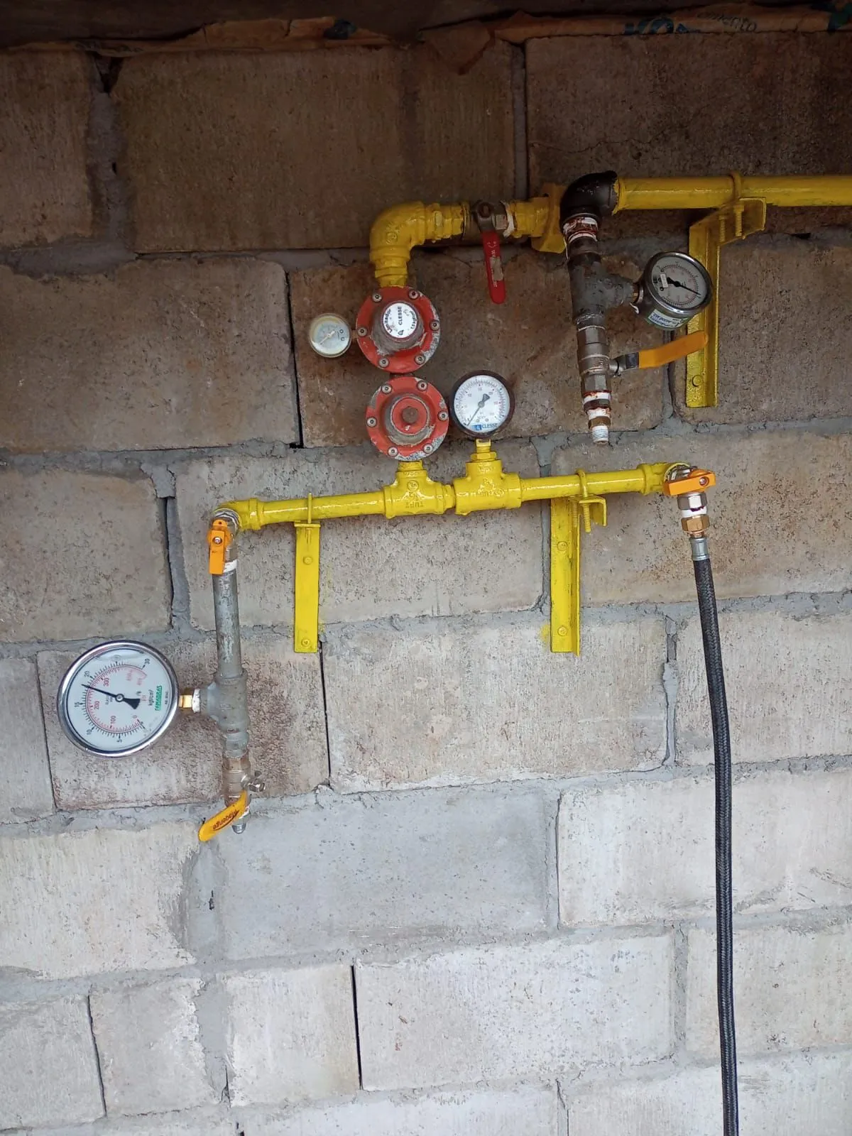 Teste de estanqueidade de coletor e rede de distribuicao principal primaria