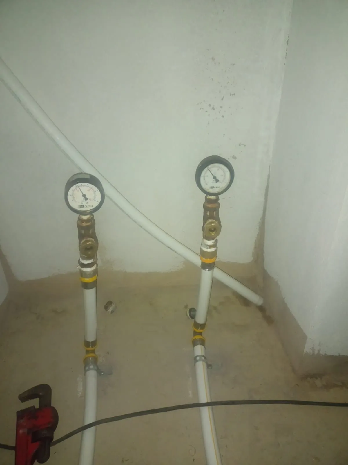 Teste de estanqueidade de redes internas de apartamentos secundarias